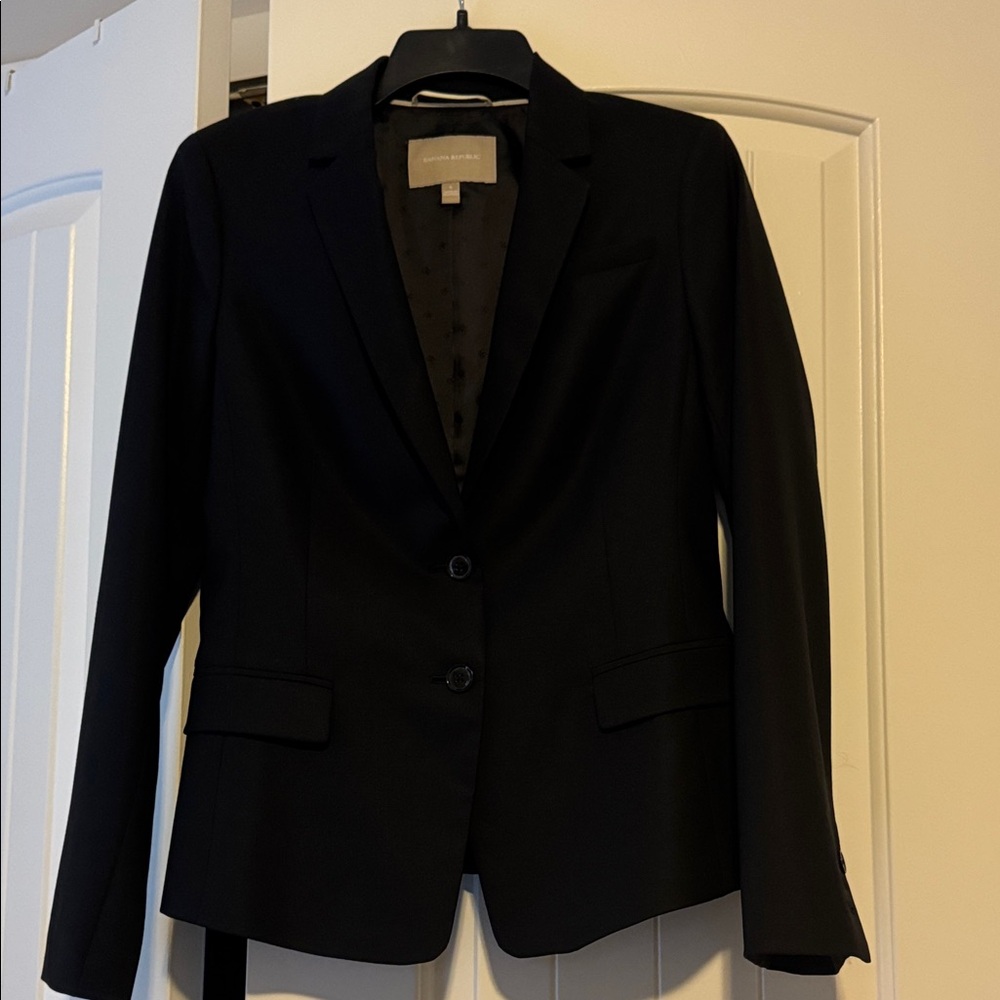 Banana Republic Classic Black Women's Blazer